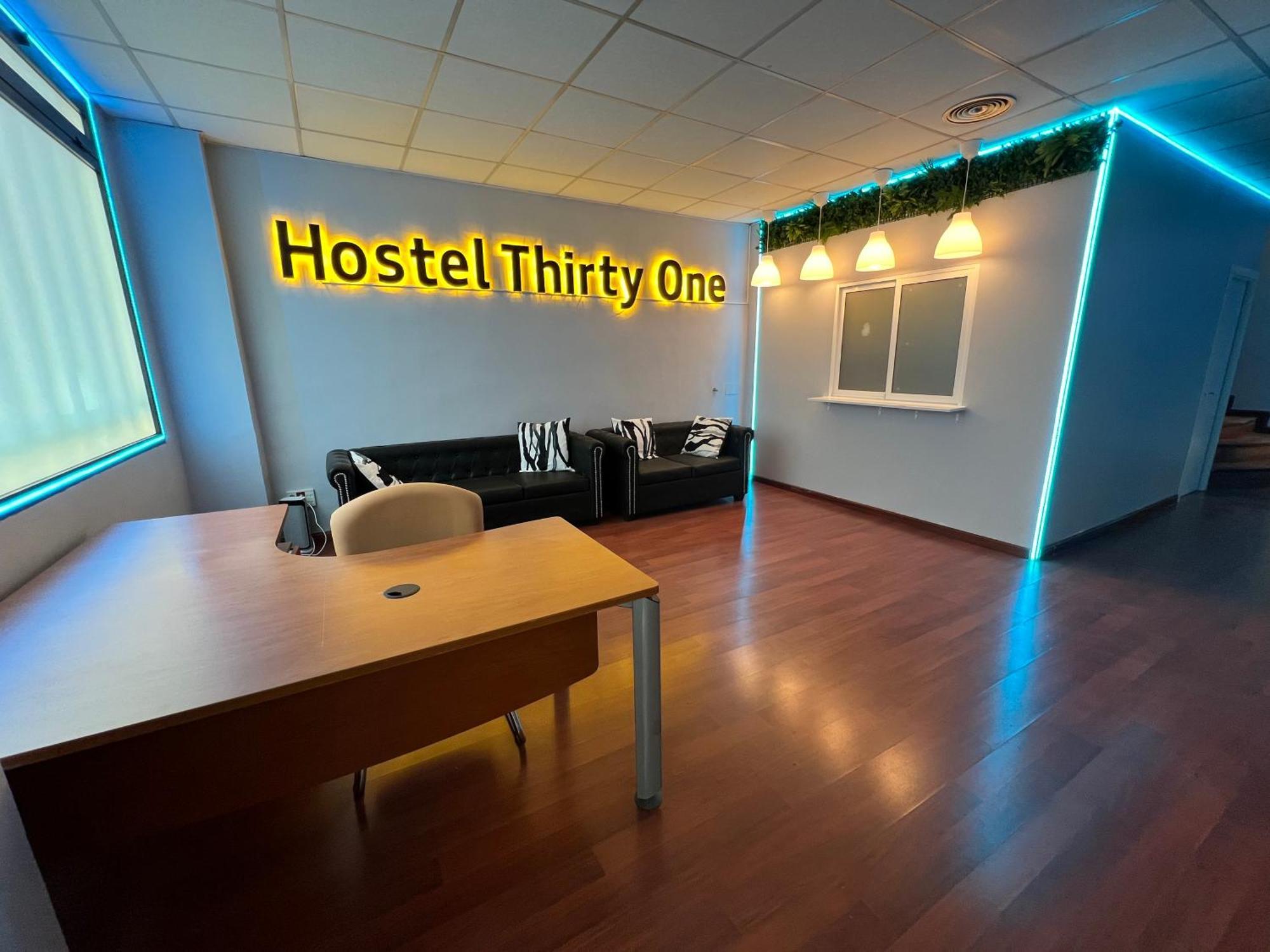 Hostel Thirty One مدريد المظهر الخارجي الصورة